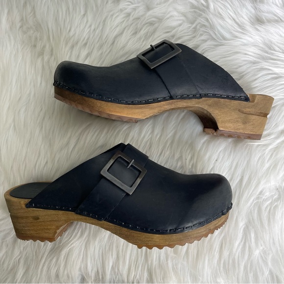 Sanita Black Leather Slip On Wooden Clogs Comfort Shoes Size 35 / 5 - Picture 2 of 8